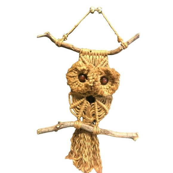 Vintage 70's Retro Macrame Owl, Hemp Wall Hanging, Natural Material,  Boho - Picture 4 of 5